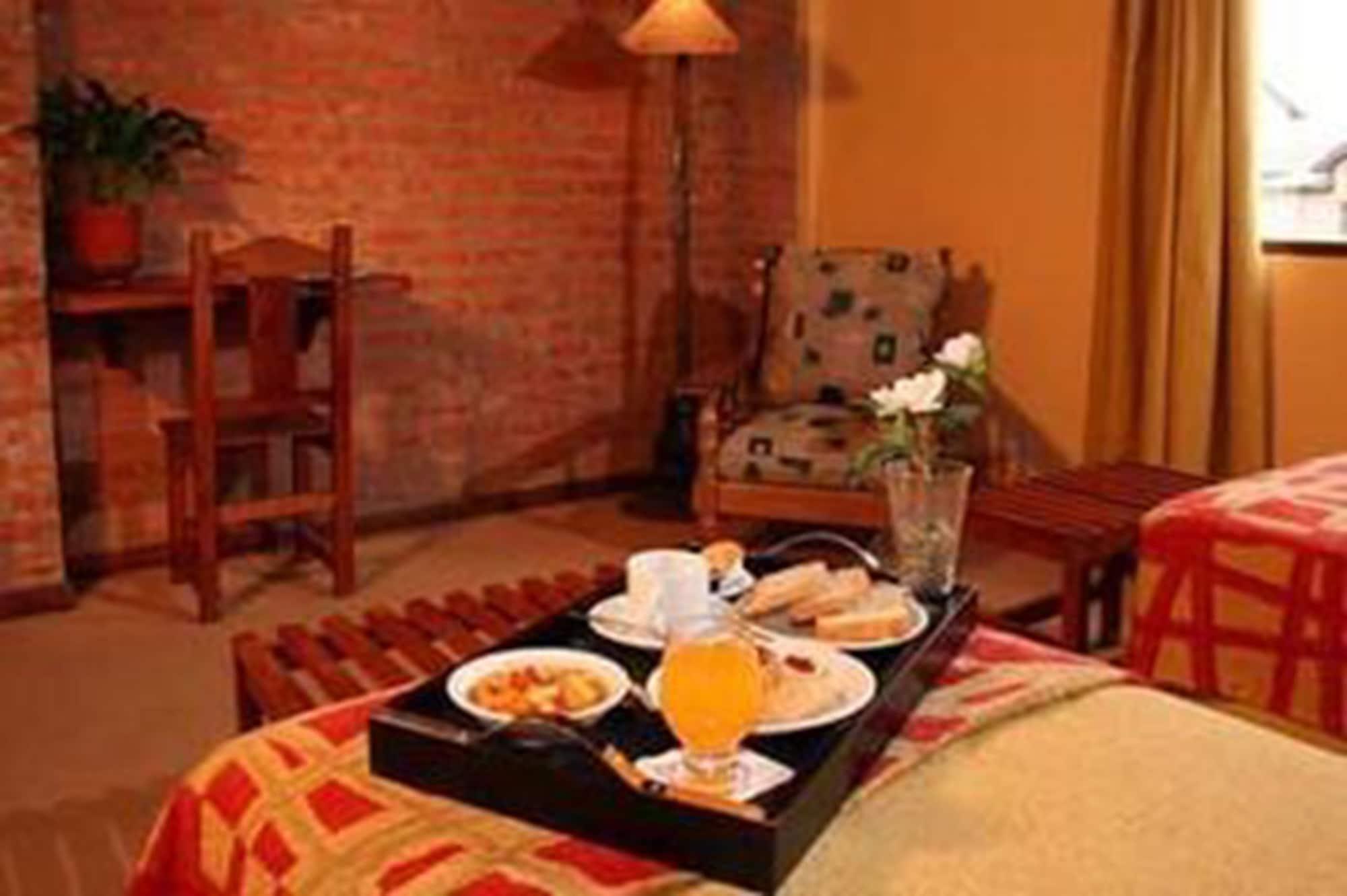 Hosteria Posta Sur El Calafate Ngoại thất bức ảnh